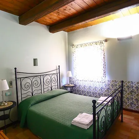 I Sassi Di San Giuseppe Landhaus Montegiorgio