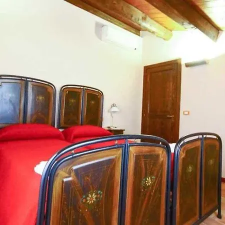 Landhaus I Sassi Di San Giuseppe Montegiorgio