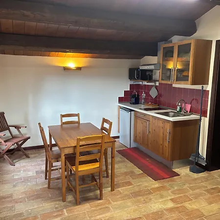 Landhaus I Sassi Di San Giuseppe Montegiorgio